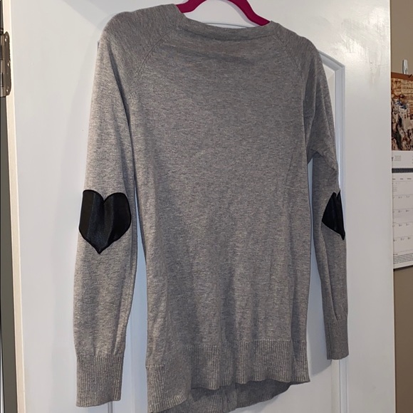 Grey V-neck button down Cardigan - Picture 6 of 7